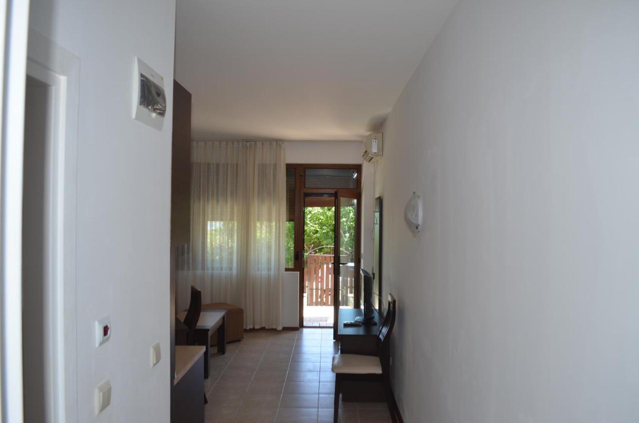 Trs Apartments Sozopol Esterno foto